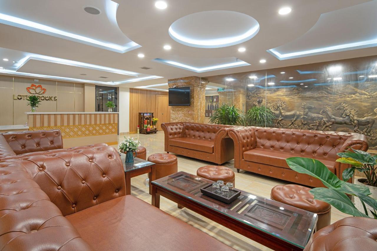 Lotus Rock 05 Hotel Đà Nẵng Exterior foto