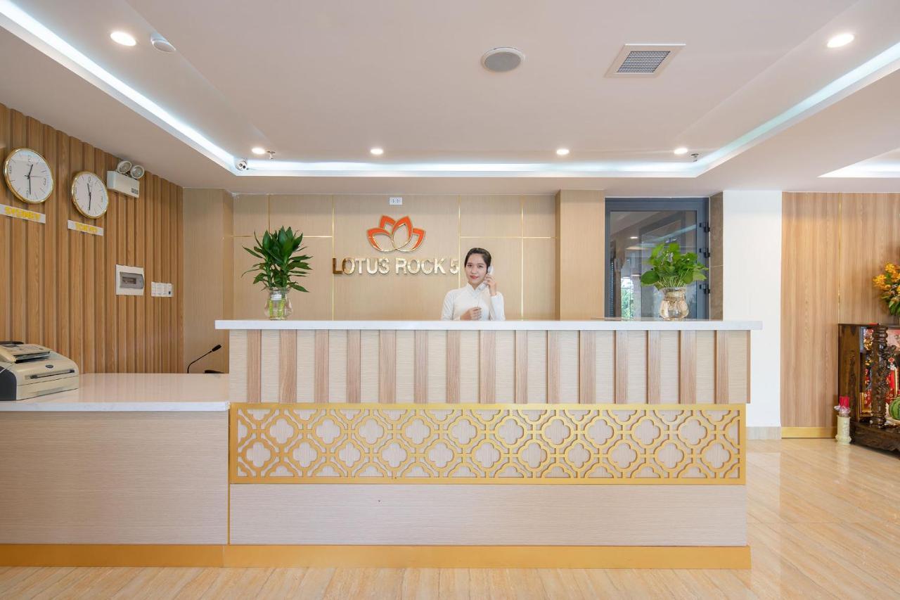 Lotus Rock 05 Hotel Đà Nẵng Exterior foto